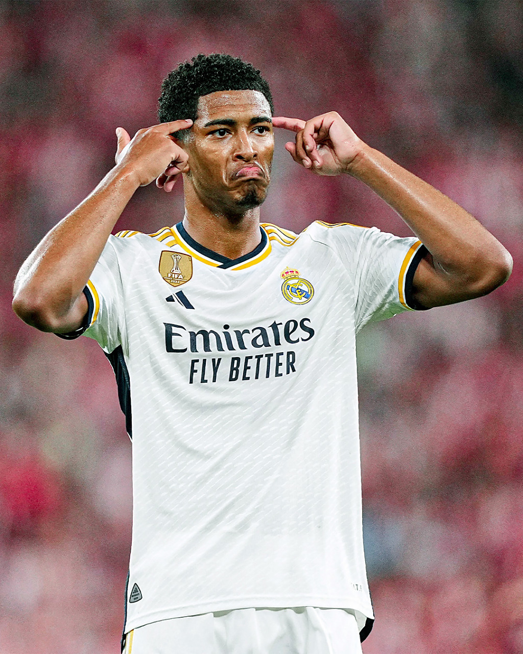 梅西神了！总决赛直塞+挑传助攻，一夜造2球，率队首次夺冠创纪录