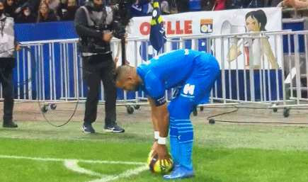 带队17胜9平4负居中超第三！官方：蓉城主帅徐正源离任（官方：成都蓉城主帅徐正源离任，率队17胜9平4负暂列中超第三）