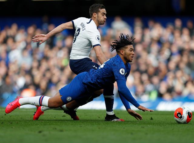 意甲周日赛事多维分析：拉齐奥主场争冠蓄力，博洛尼亚携黑马韧性迎考（意甲周日深度解读：拉齐奥主场蓄势冲冠，博洛尼亚以黑马韧劲应战）