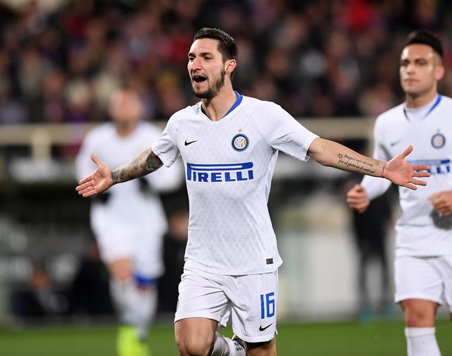 关键时刻挺身而出，帕罗特是爱尔兰首位世预赛客场戴帽的球员