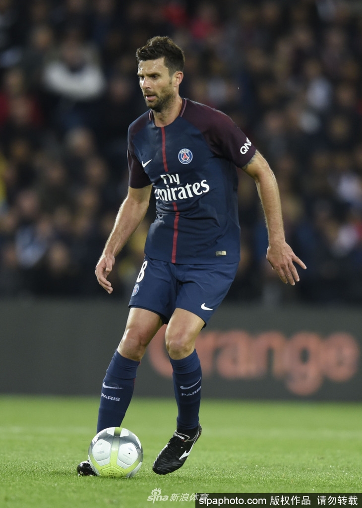 里程碑，国安36岁后卫王刚已在中超出战200场