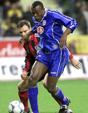 篮球鞋气垫与缓震差异解读