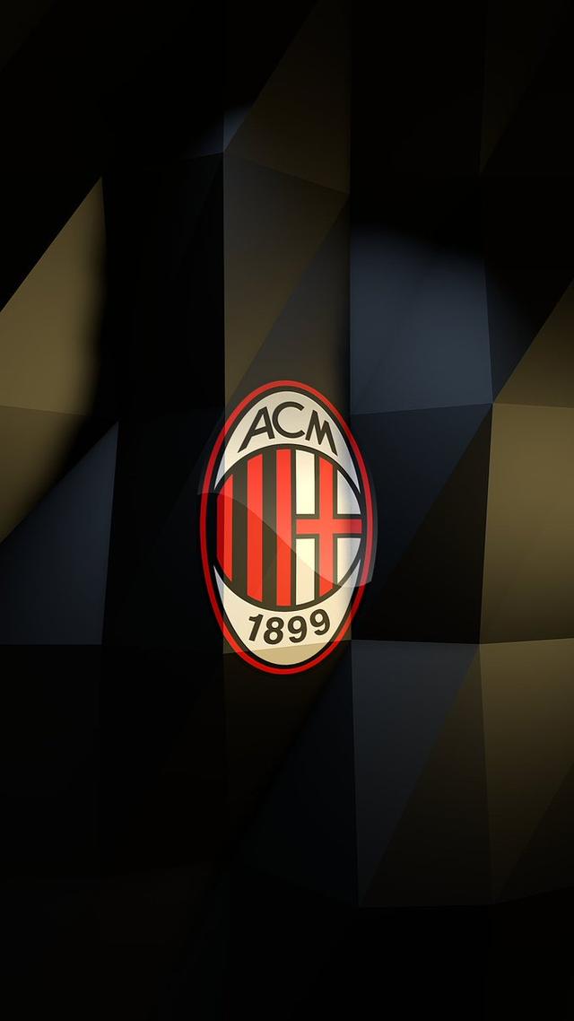 替补球员凯恩梅开三度 拜仁5‑0血洗斯图加特