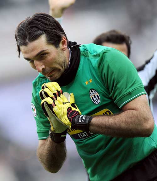 马卡：西甲联盟将于本周五宣布27-28至31-32赛季的转播权归属（马卡报：西甲联盟将于周五公布27-28至31-32赛季转播权归属结果）