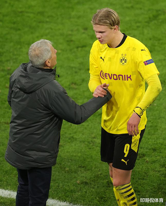 周定洋：虽然有些遗憾，但我为球队今年取得的进步感到自豪