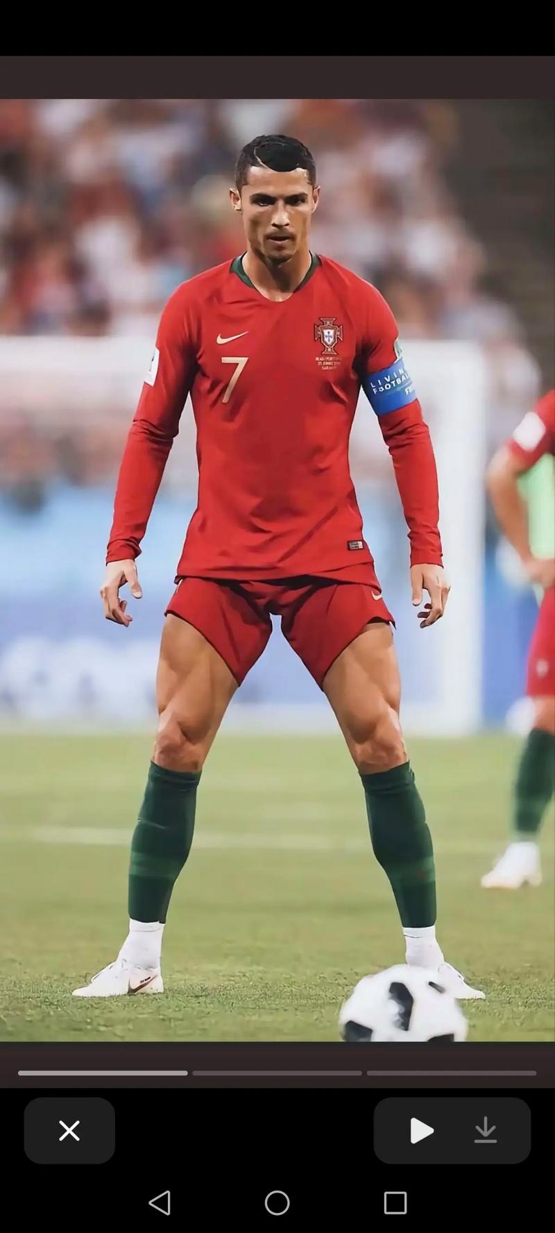 伤愈复出那一刻全场起立鼓掌