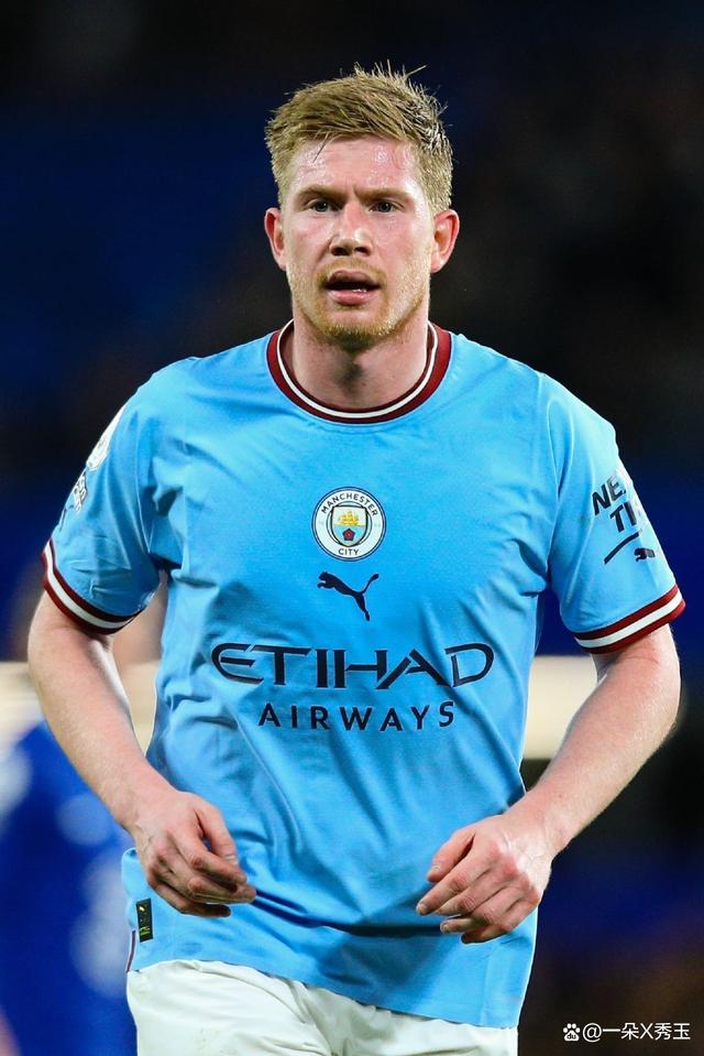 凌空斩世界波，王燊超当选中超官方第29轮最佳球员